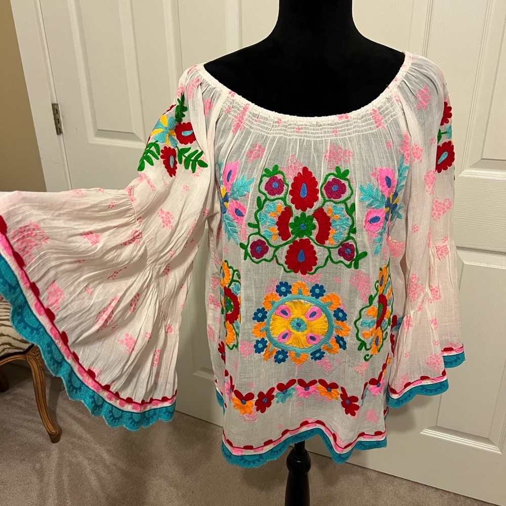 Johnny Was tops/floral .